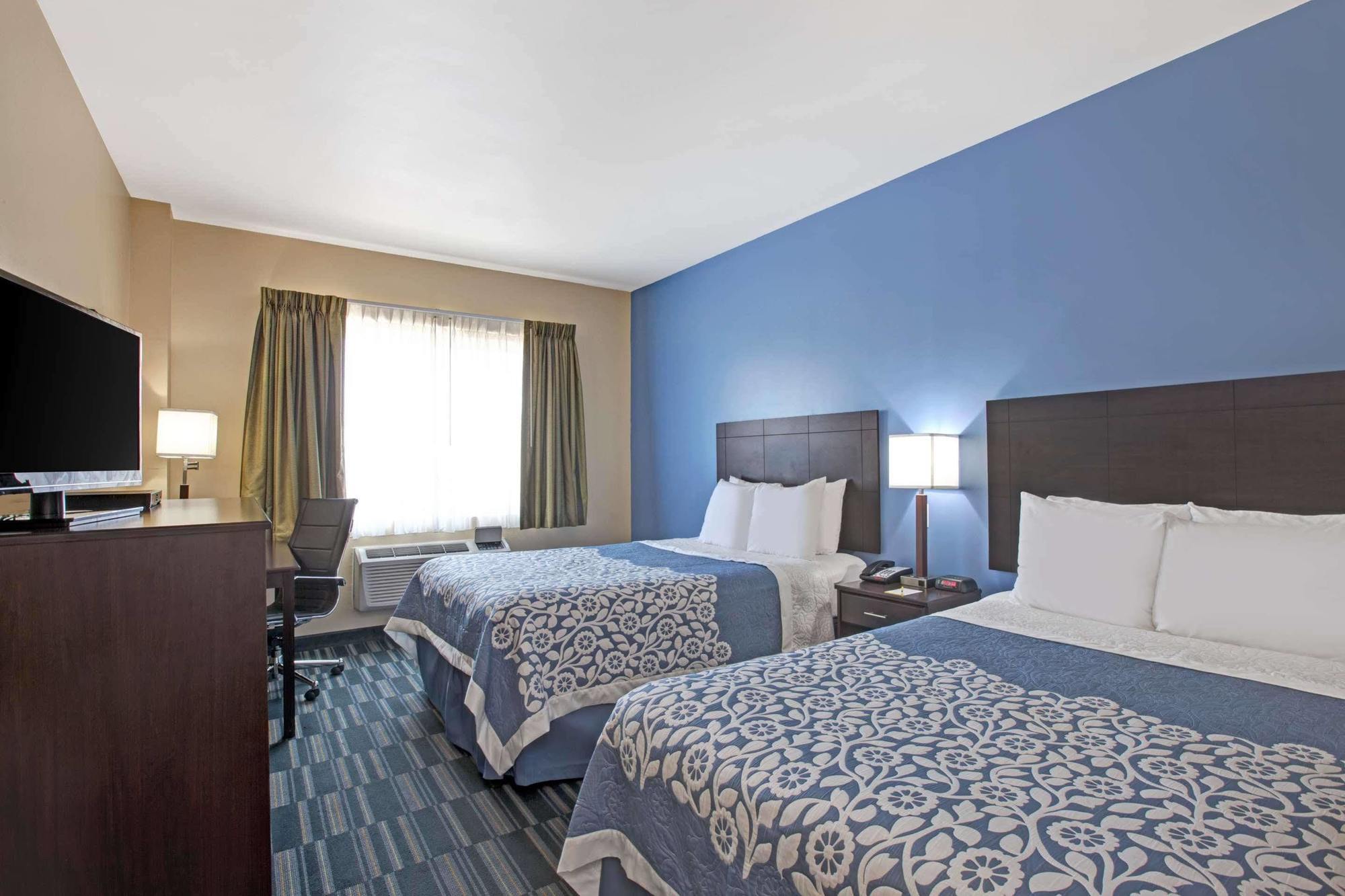 Days Inn & Suites By Wyndham Ozone Park/Jfk Airport New York Dış mekan fotoğraf